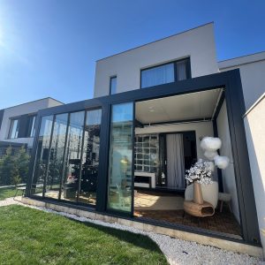 Sistem de închidere cu stilcă culisantă